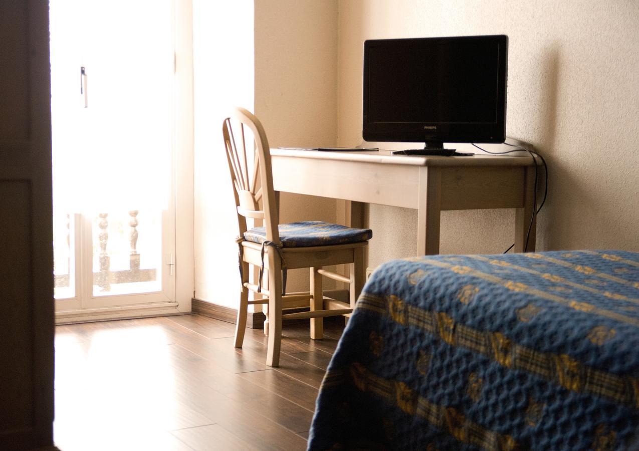 Hotel Rural Loizu Burguete Oda fotoğraf