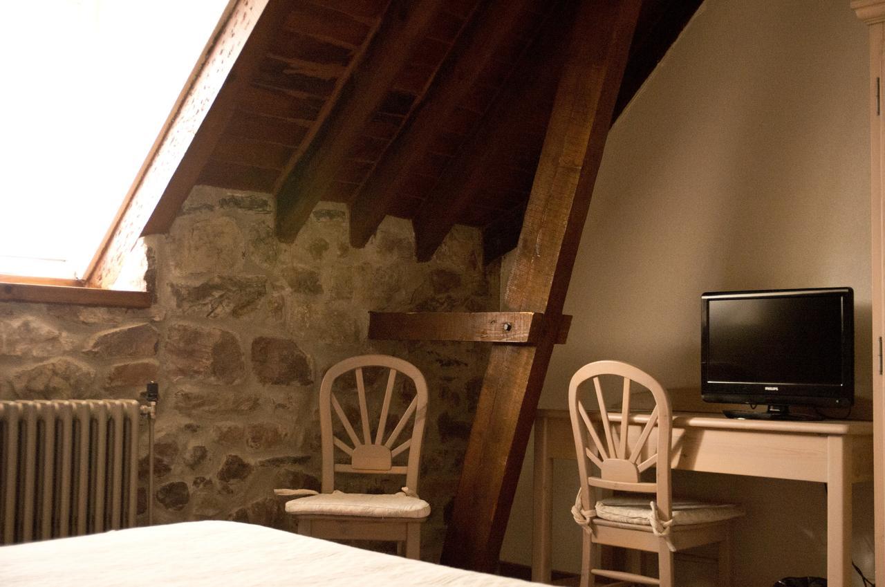 Hotel Rural Loizu Burguete Oda fotoğraf
